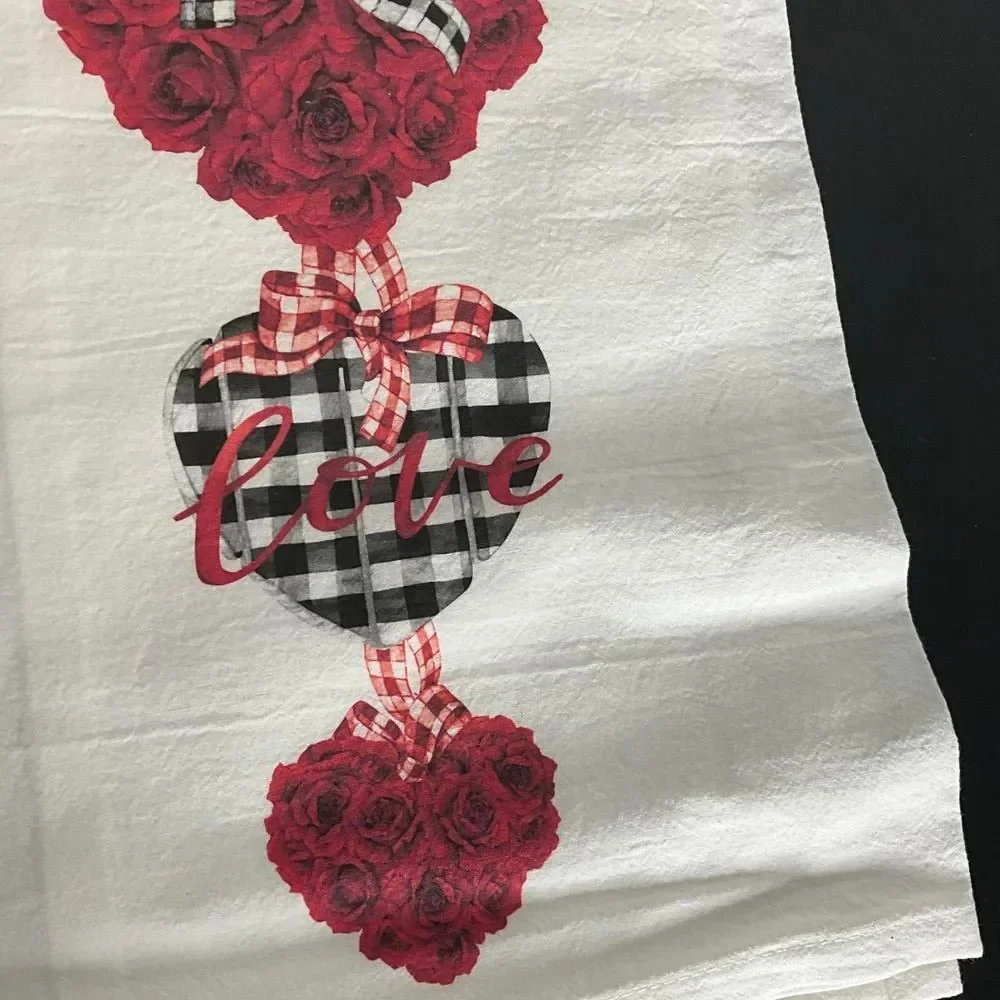 New Lot of 2 White Printed 100% Cotton Premium Tea Towels Hearts Love V Day